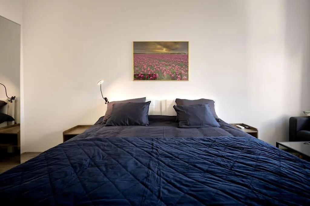 Royal Blue Deluxe Apartment Vienna